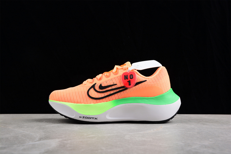 나이키 줌 플라이 5 NIKE ZOOM Fly 5 DM8974-800