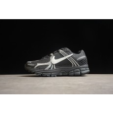 나이키 줌 보메로 5 SP NIKE zoom Vomero 5 SP BV1358-002