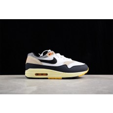 나이키 에어맥스 1 라이트 본 유니버시티 골드 Nike Air Max 1 Light Bone University Gold FN7487-133