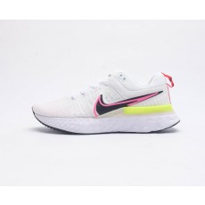 나이키 리액트 인피니티 런 플라이니트 2 화이트 핑크 블라스트 Nike React Infinity Run Flyknit 2 White Pink Blast DJ5395-100