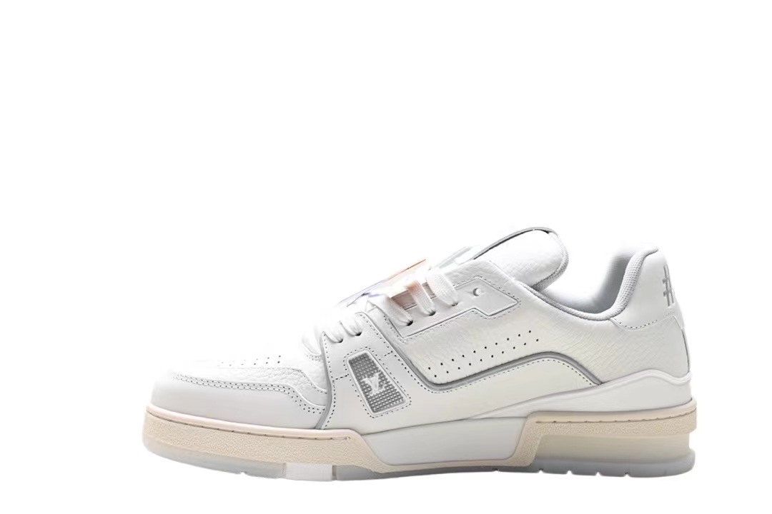 루이비통 LV 트레이너 스니커즈 Louis vuitton Trainer Sneakers