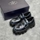 프라다 모놀리스 페이턴트 가죽 로퍼 블랙 Prada Monolith Leather Loafers Black 