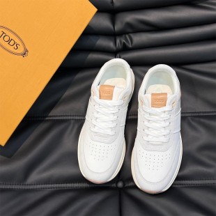 토즈 Tod'S 스니커즈 남성 화이트 브라운 