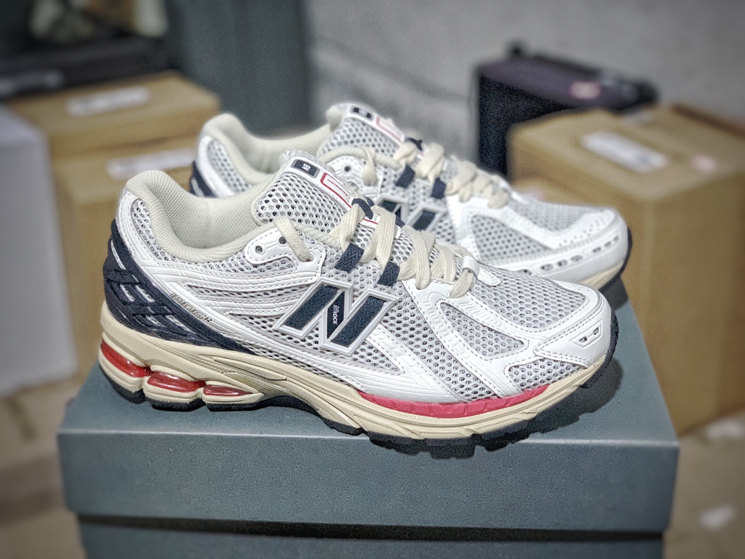 뉴발란스 1906R 블랙 레드 New Balance 1906R Black Red M1906RR